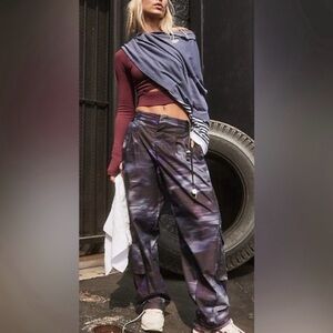 Free People Movement Mesmerize Me Print Women’s Cargo Pants Sz Medium NWT